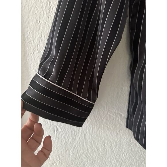 Victoria's Secret 2 PC Classic Pajama Set Satin Striped Sleepwear Cozy Small - Picture 10 of 16